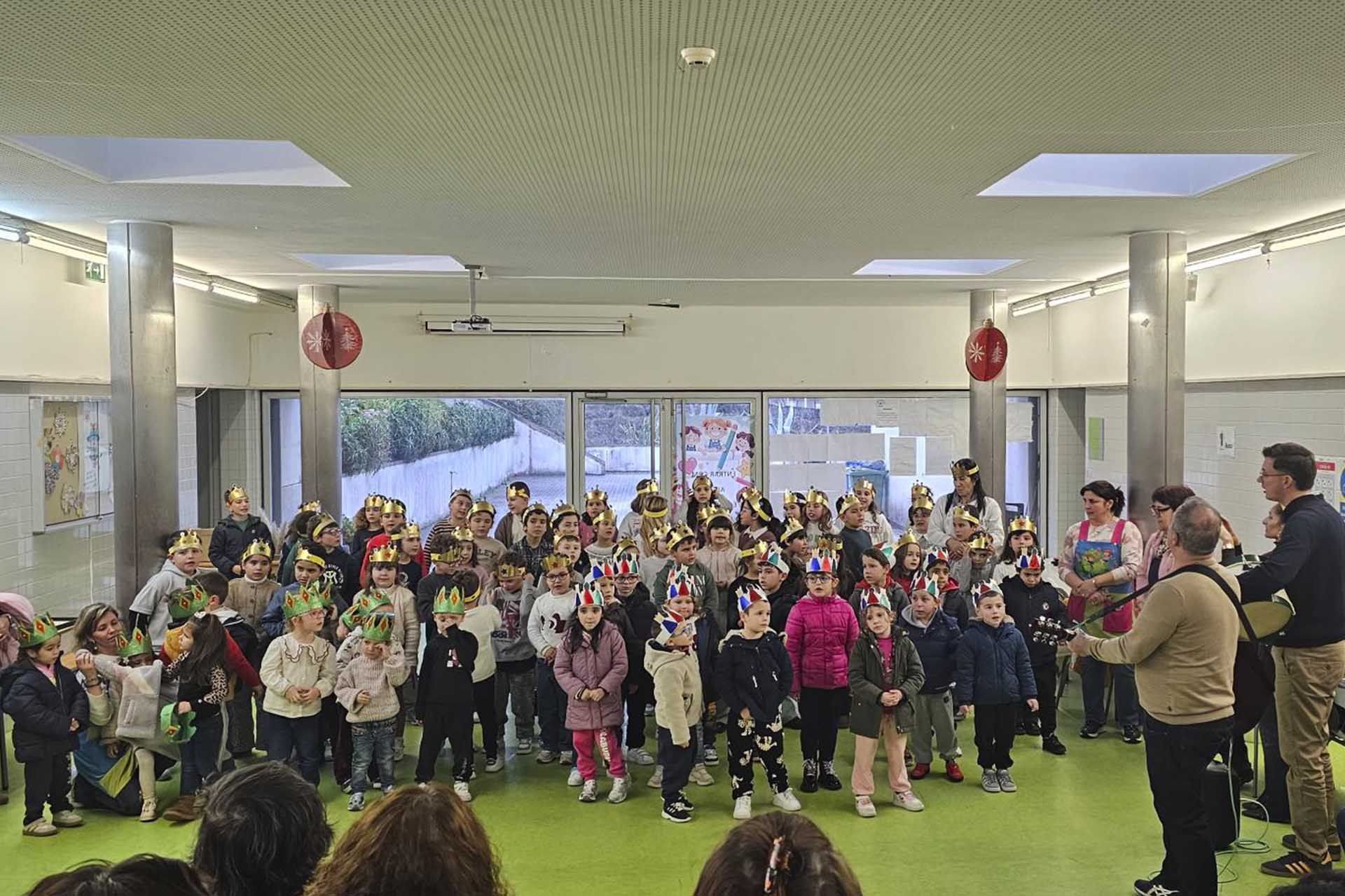 Cantar as Janeiras no Centro Escolar de Fonte Coberta